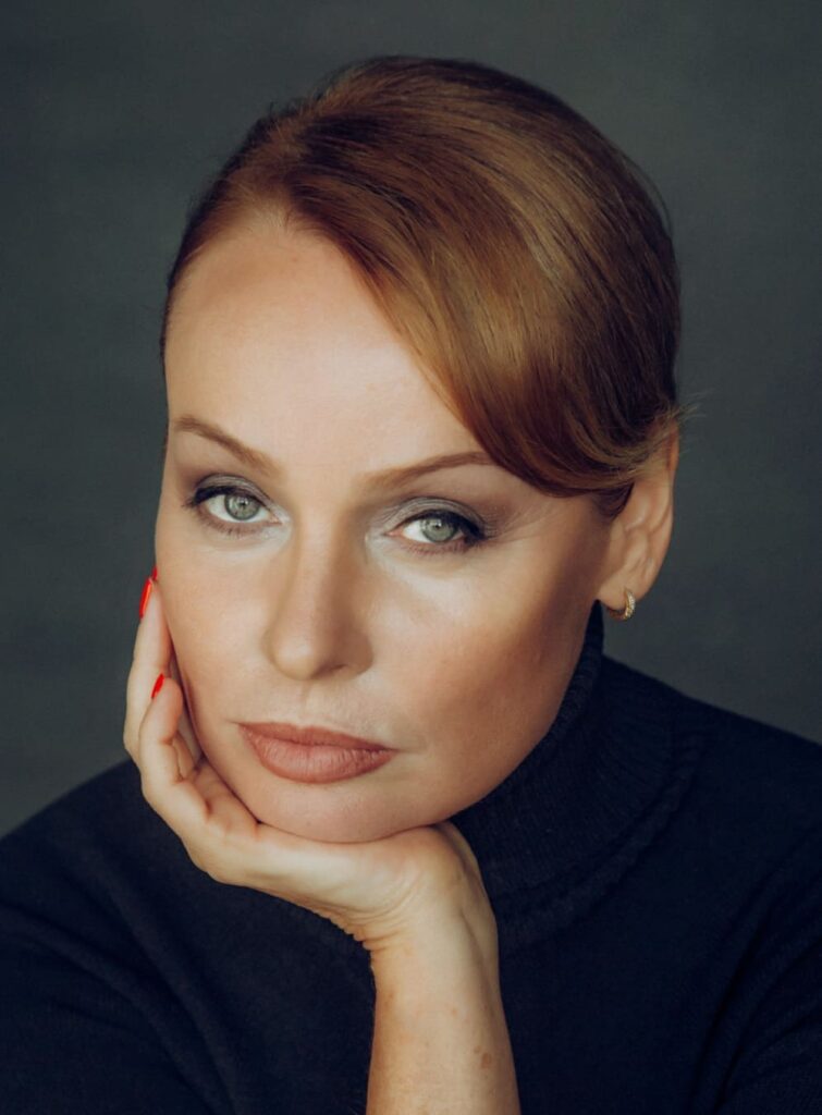 Жанна Эппле